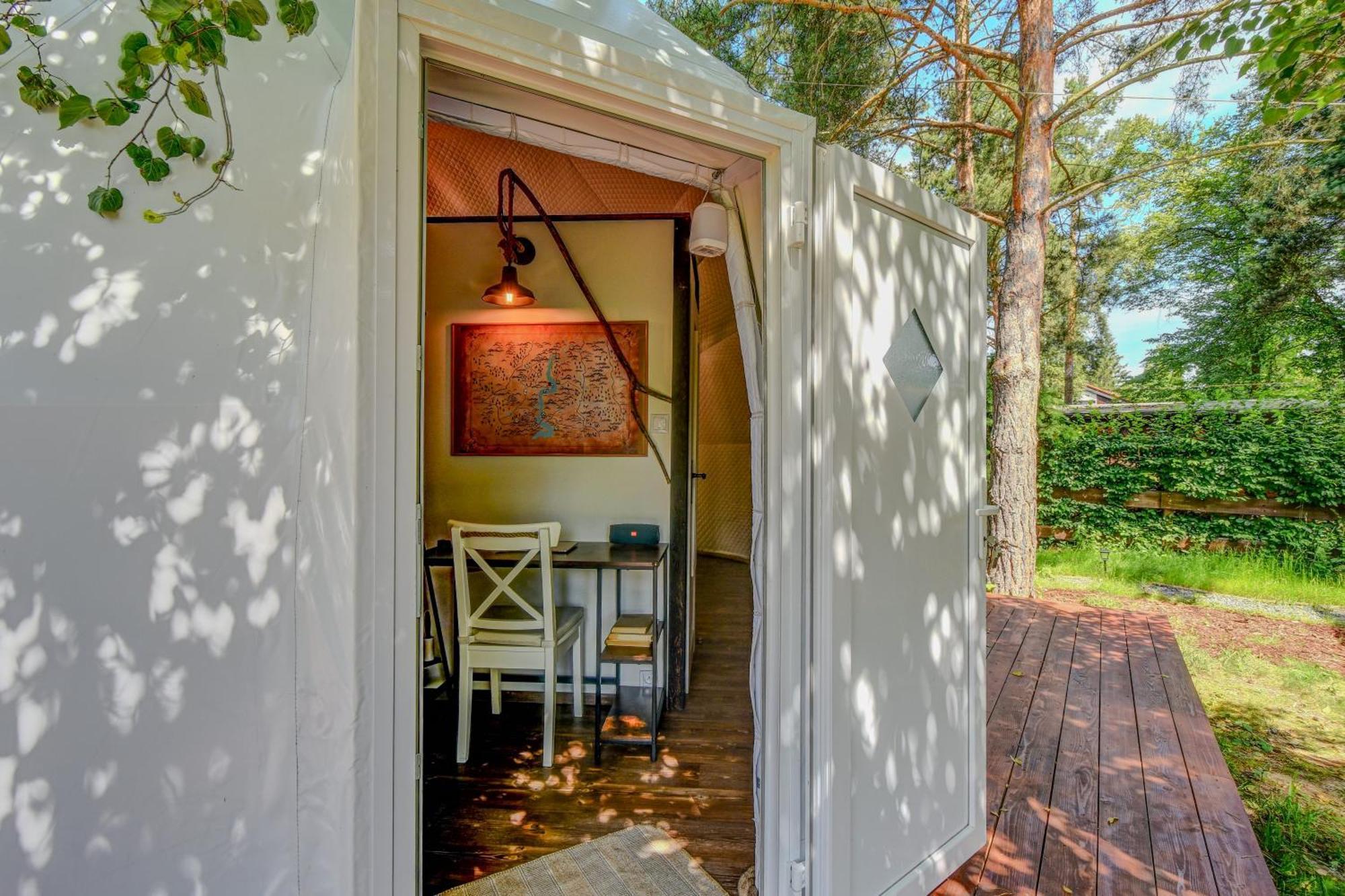 Hotel Tiche Misto Glamping Slapy  Exterior foto