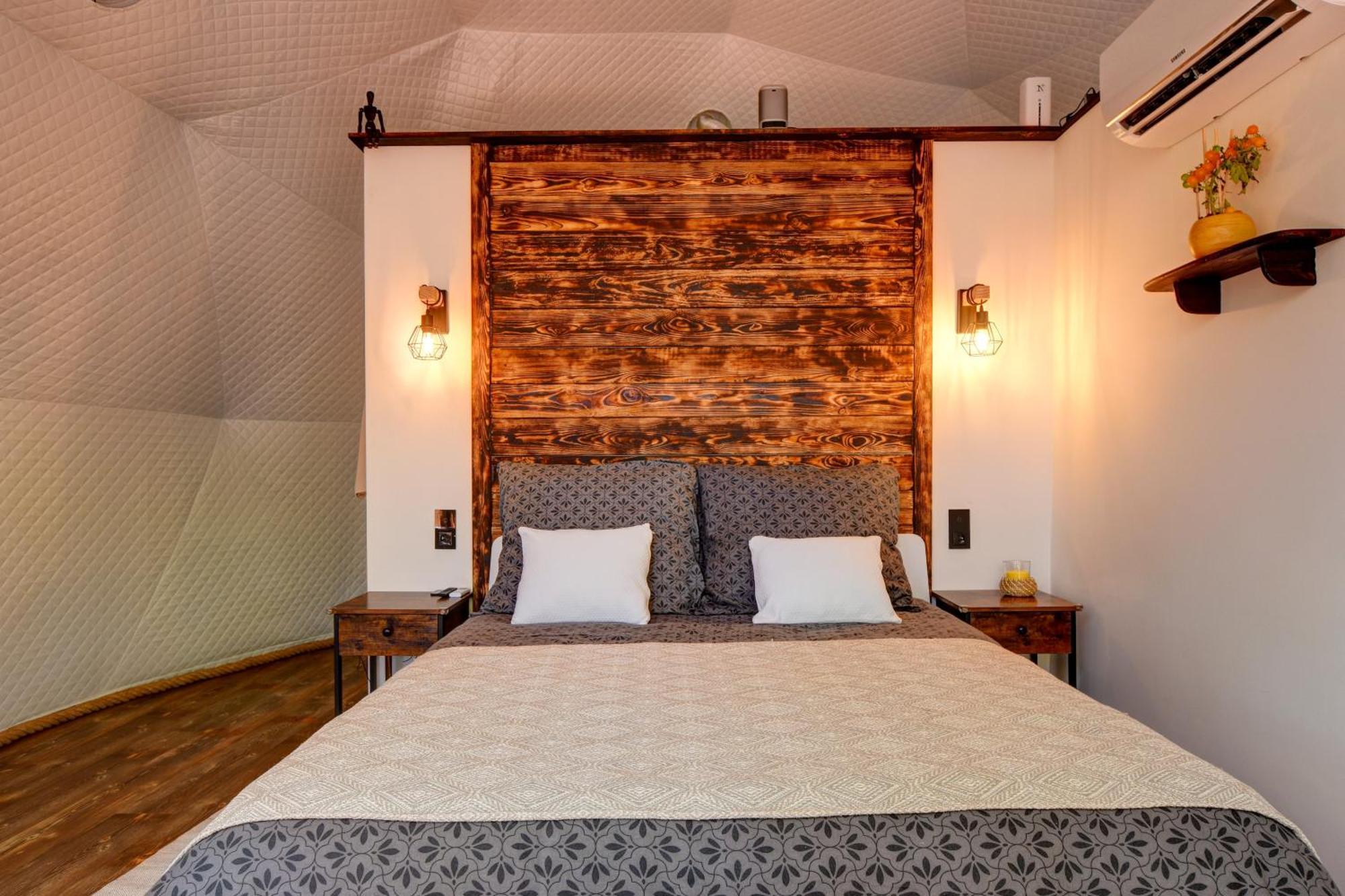 Hotel Tiche Misto Glamping Slapy  Exterior foto