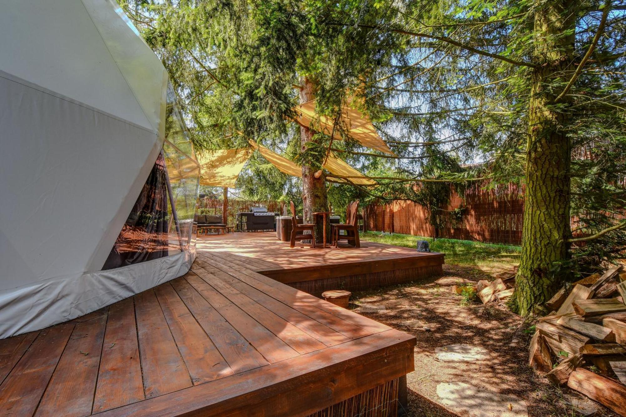 Hotel Tiche Misto Glamping Slapy  Exterior foto